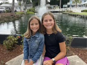Photo of Emerson and her sister