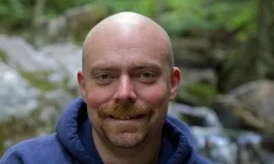 rich_wood_head_shot